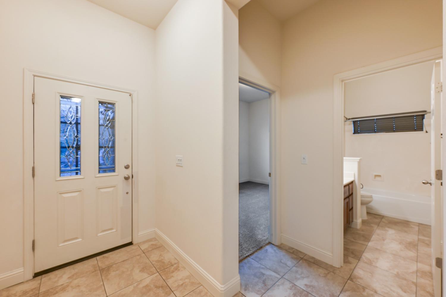 5531 Peach Tree Drive