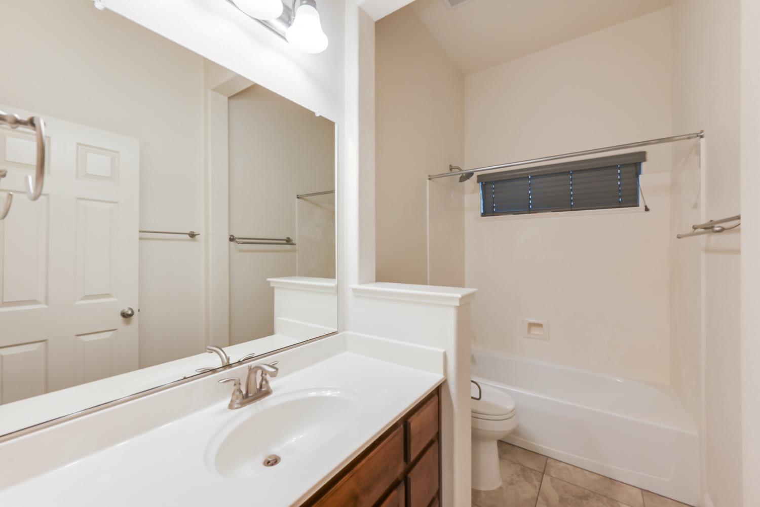 5531 Peach Tree Drive