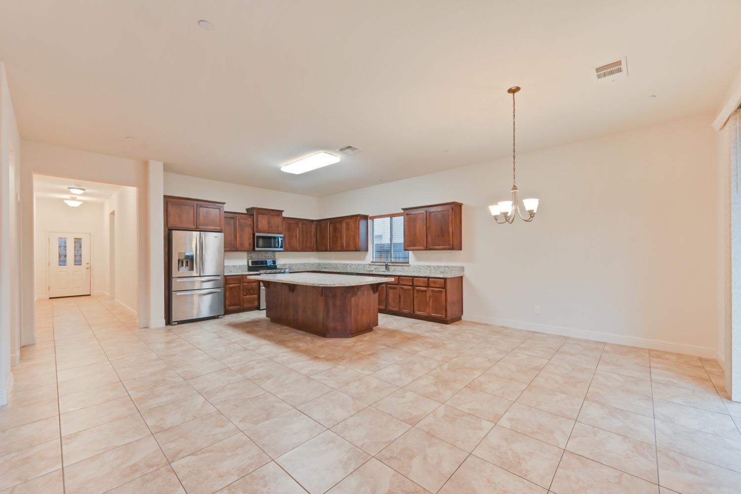 5531 Peach Tree Drive