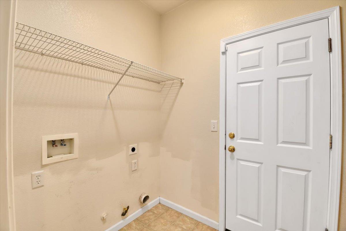 2336 Arizona Way