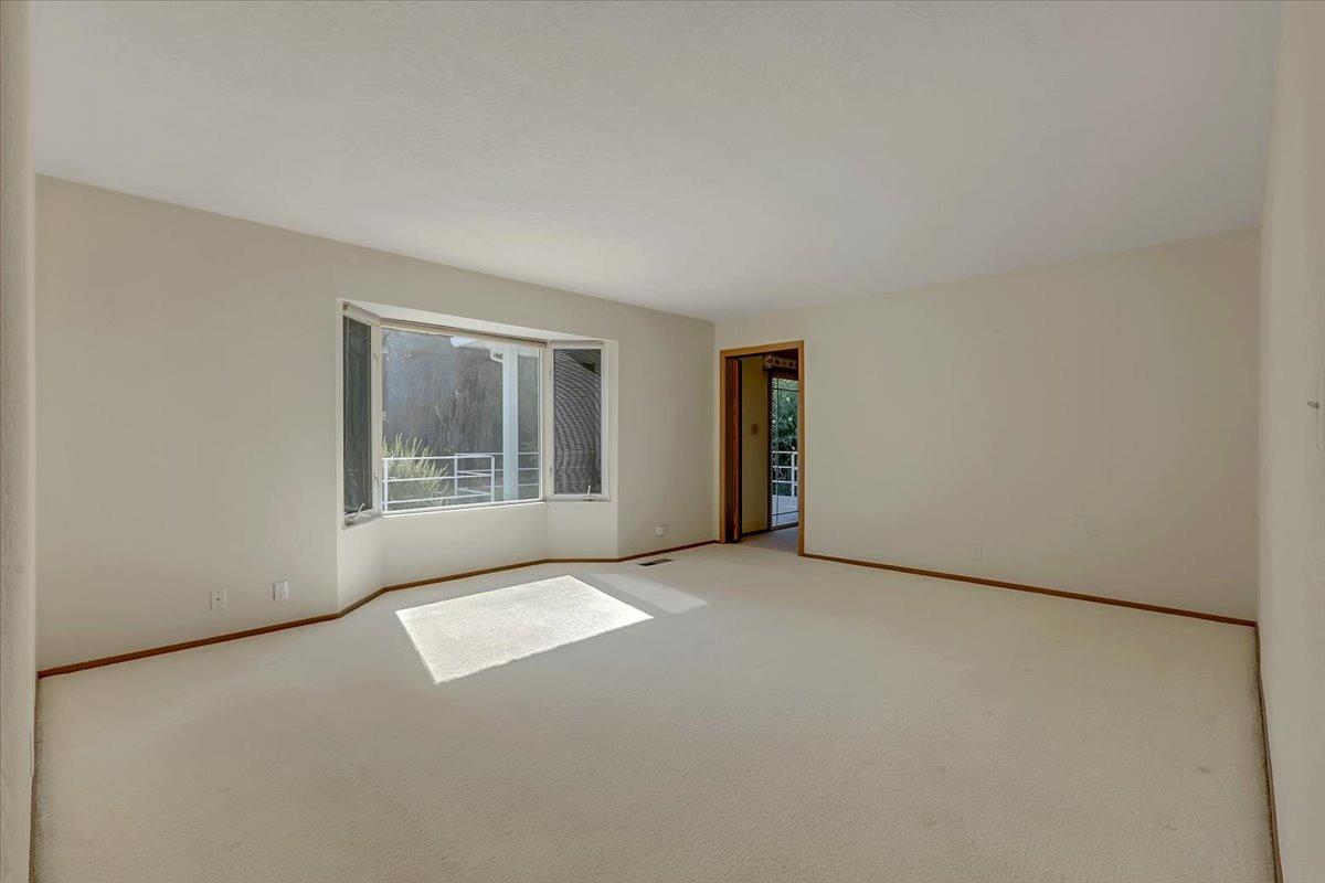 484 Camino Cortez