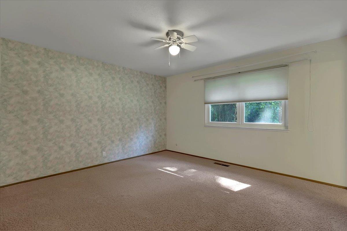 484 Camino Cortez