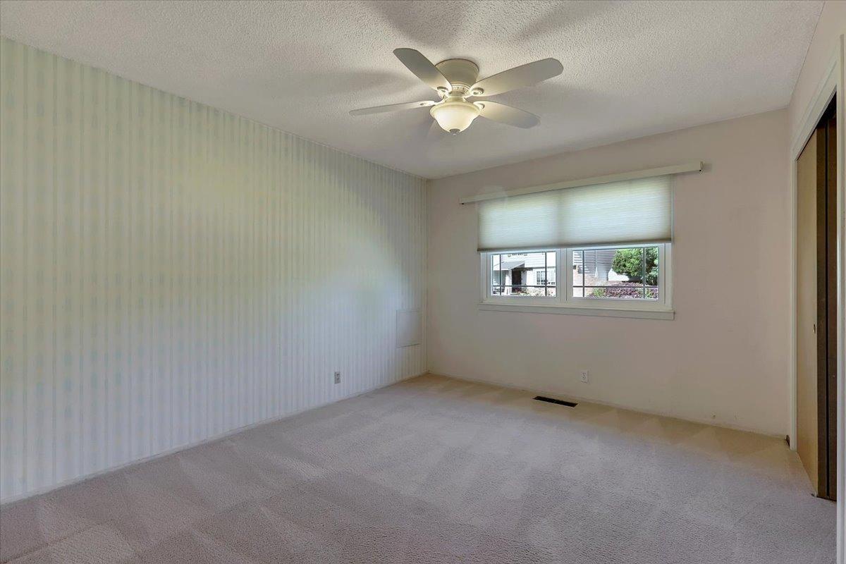484 Camino Cortez