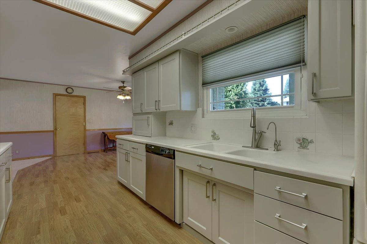 484 Camino Cortez