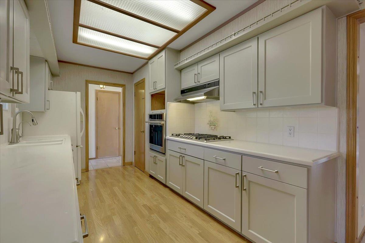 484 Camino Cortez