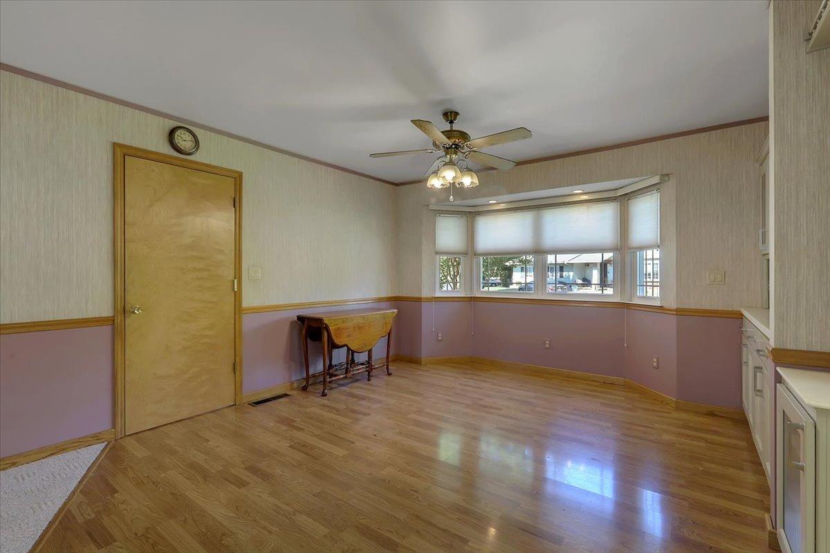 484 Camino Cortez