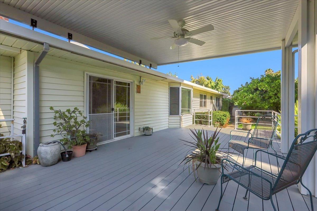 484 Camino Cortez