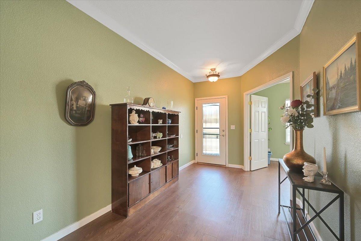 327 Mosburg Loop