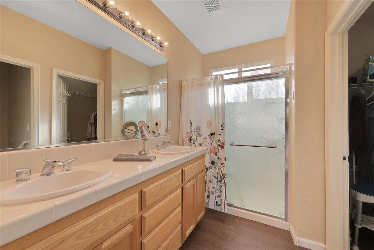 327 Mosburg Loop