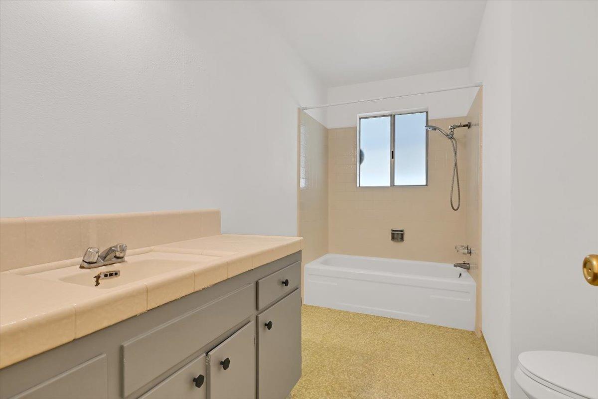 12661 Shorthorn Road