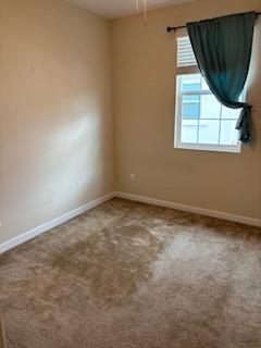 5301 E Commerce Way 62102