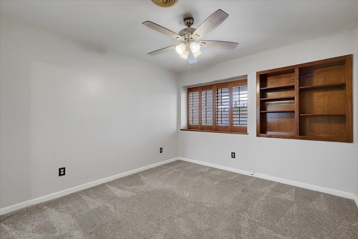 1571 Holly Tree Drive