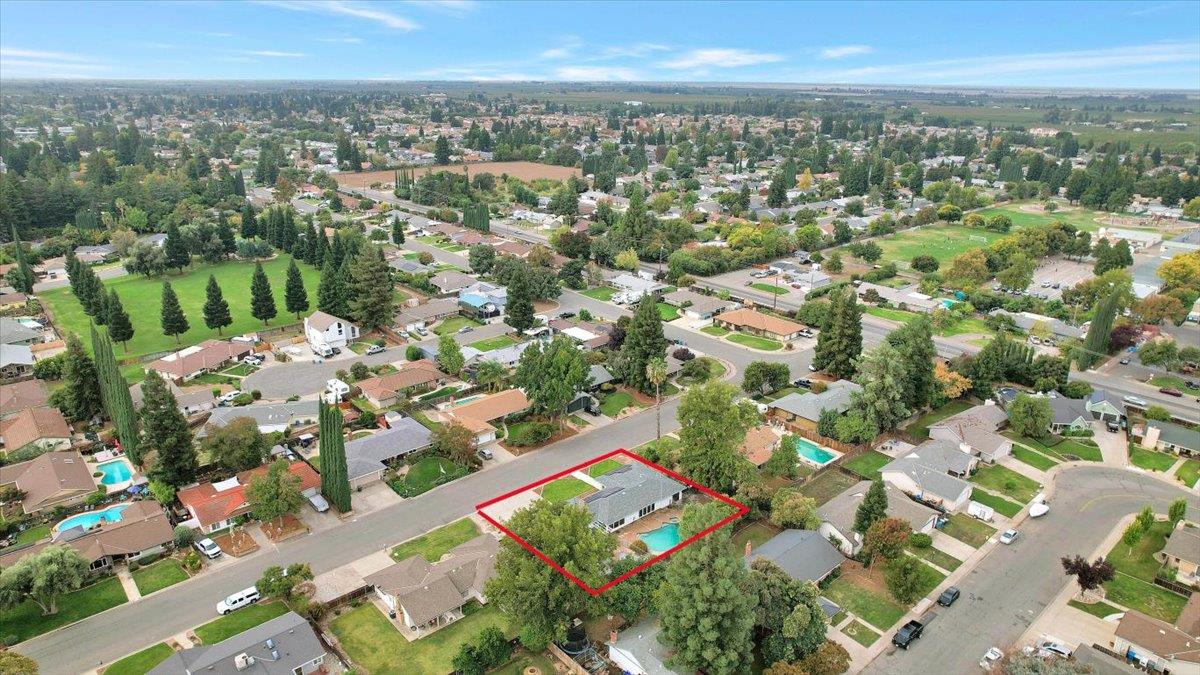 1571 Holly Tree Drive