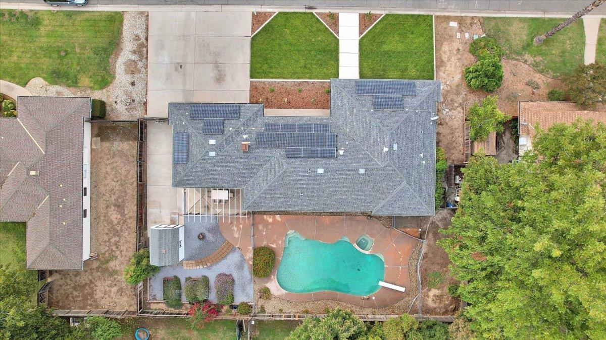 1571 Holly Tree Drive