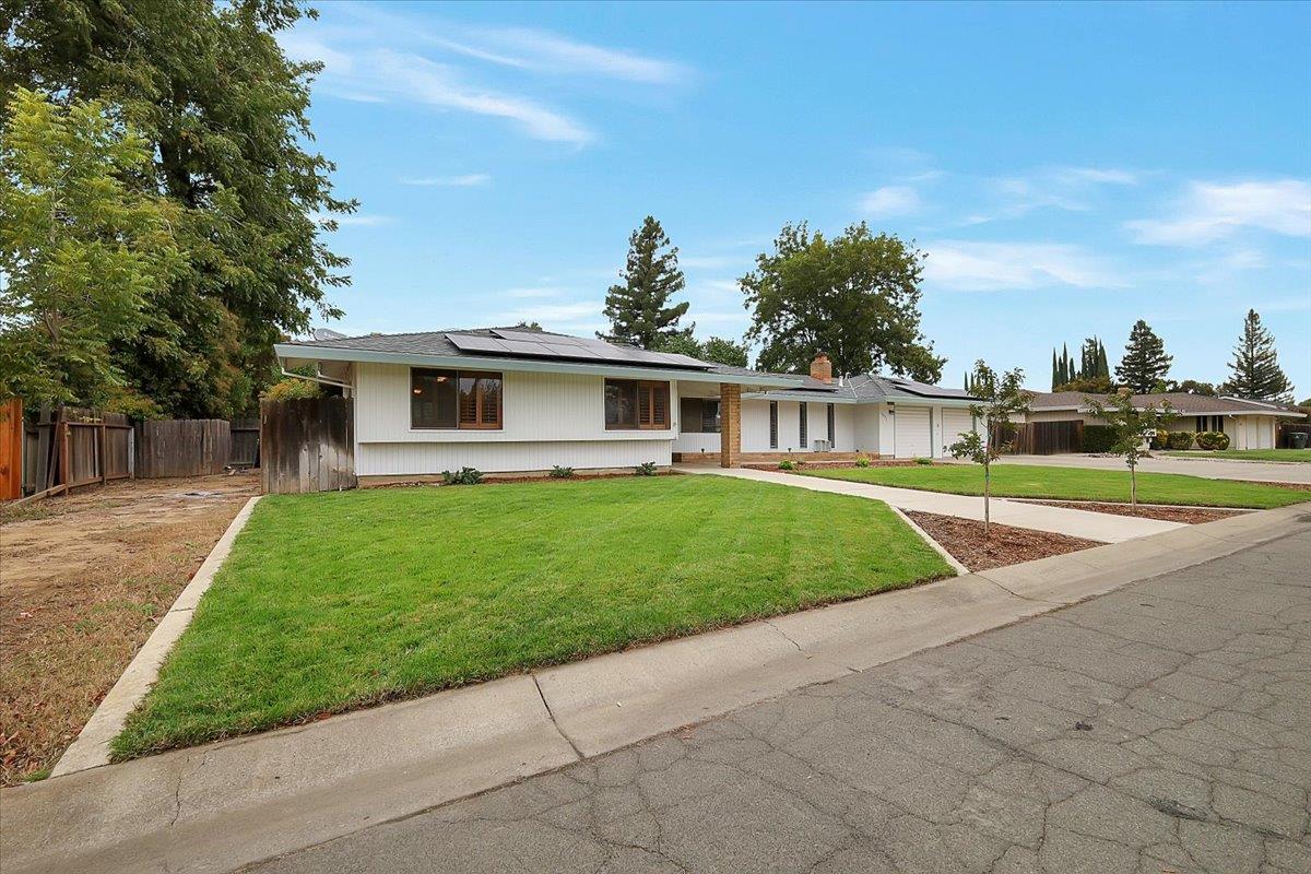 1571 Holly Tree Drive