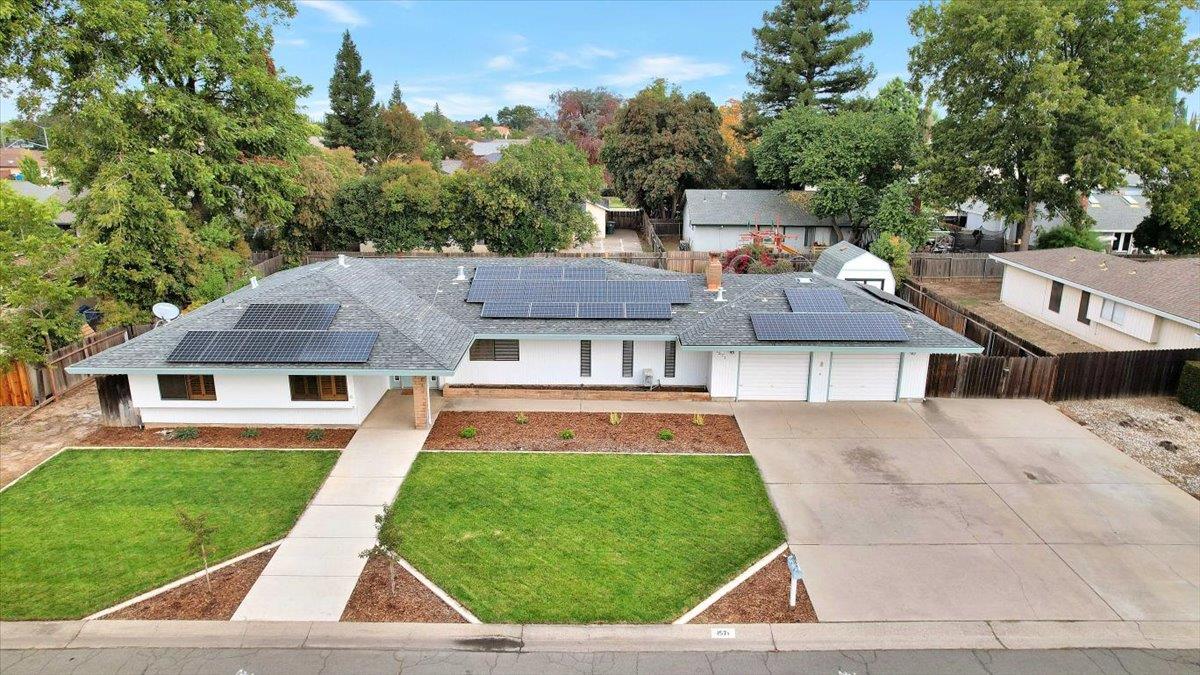 1571 Holly Tree Drive