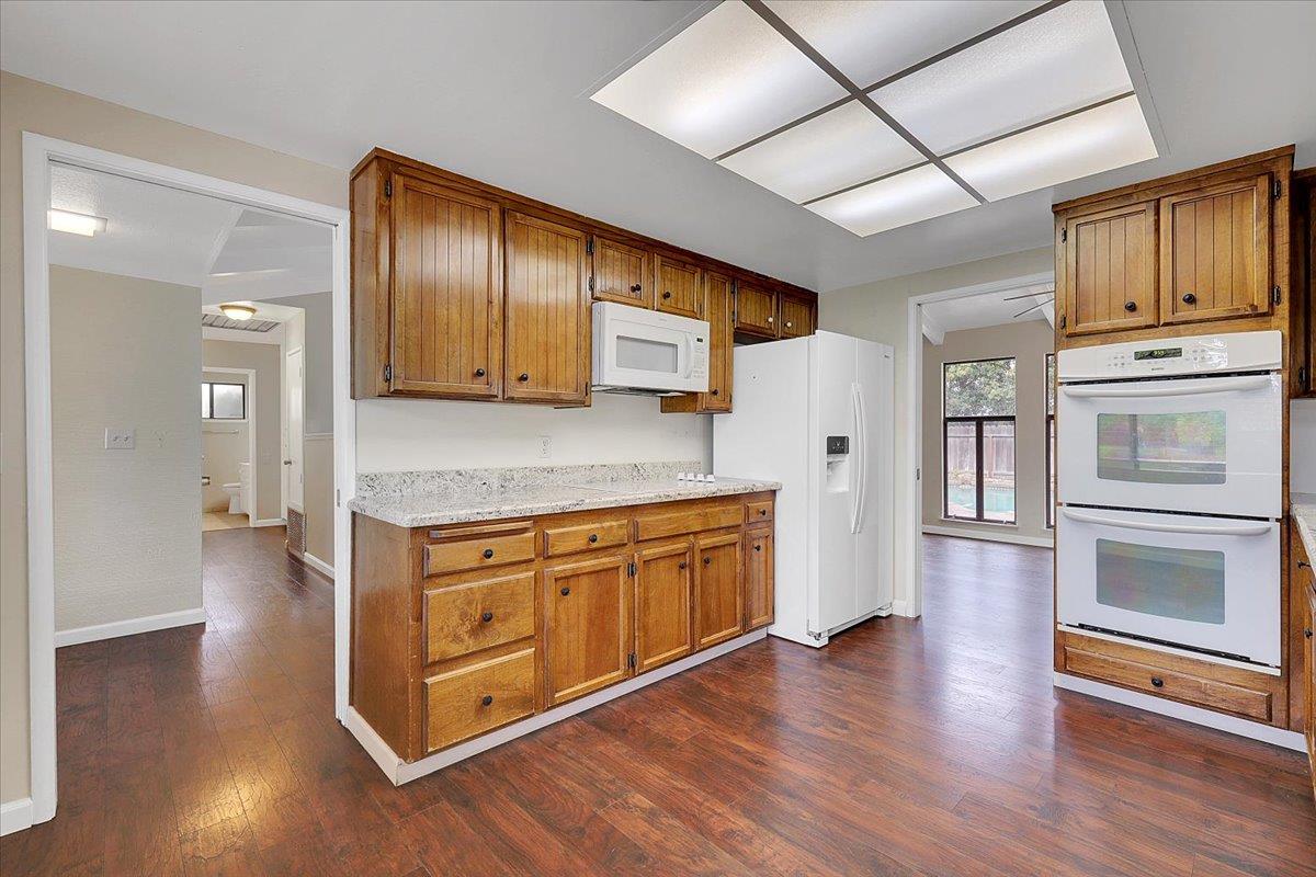 1571 Holly Tree Drive