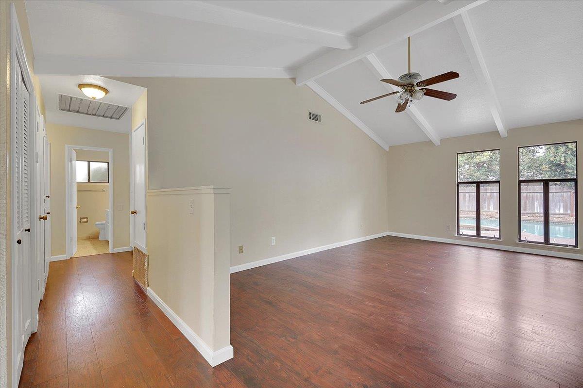 1571 Holly Tree Drive