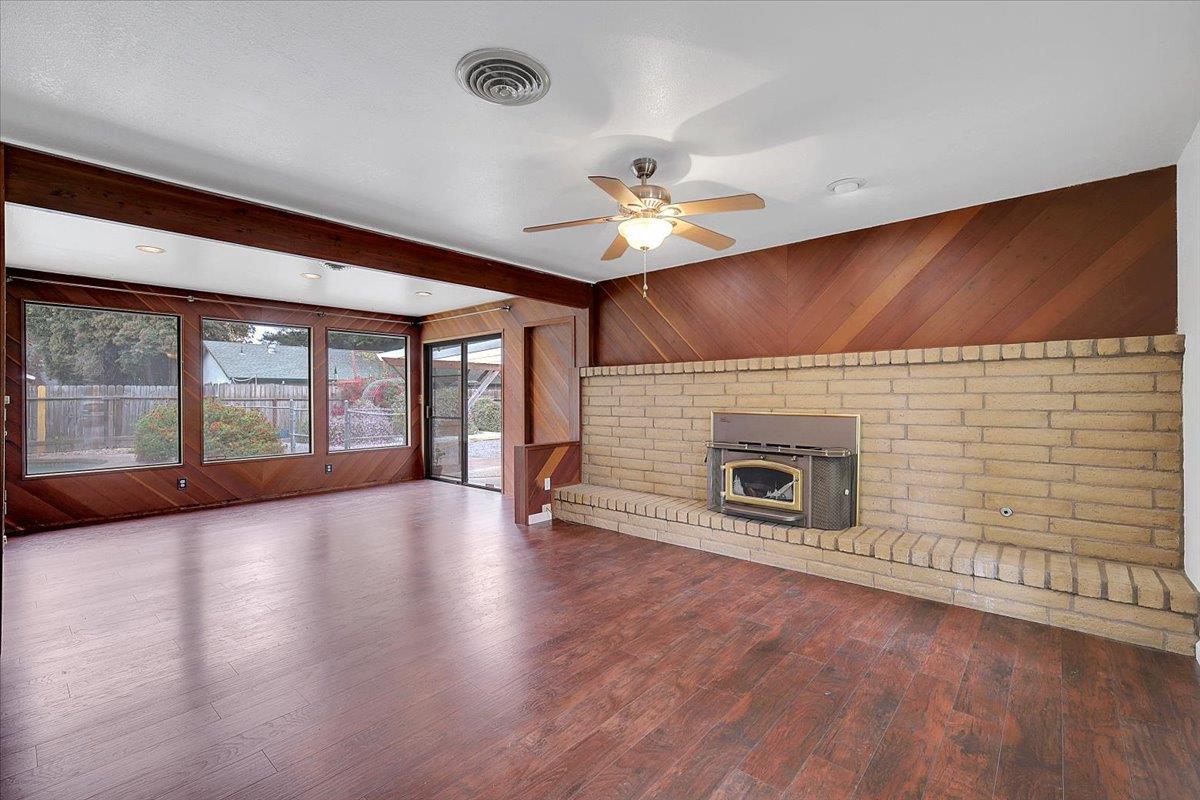 1571 Holly Tree Drive