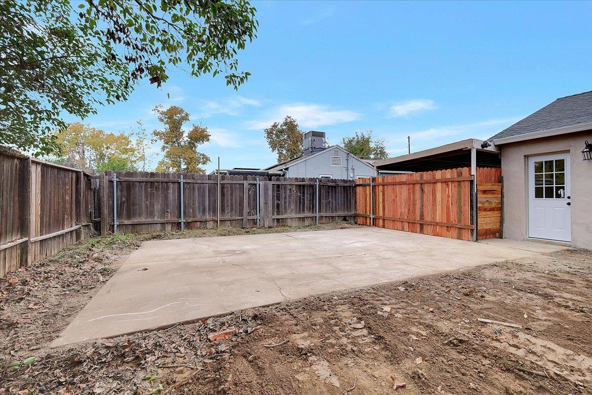 1716 Buchanan Street