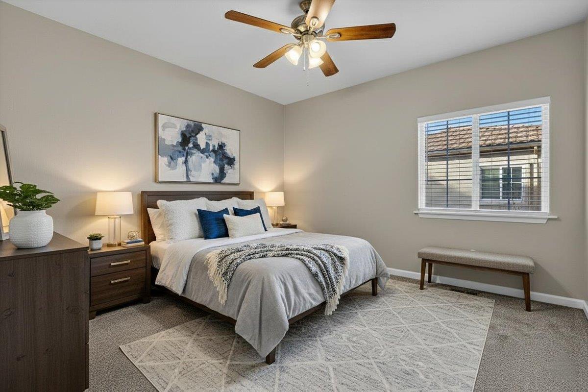 4200 E Commerce 1121