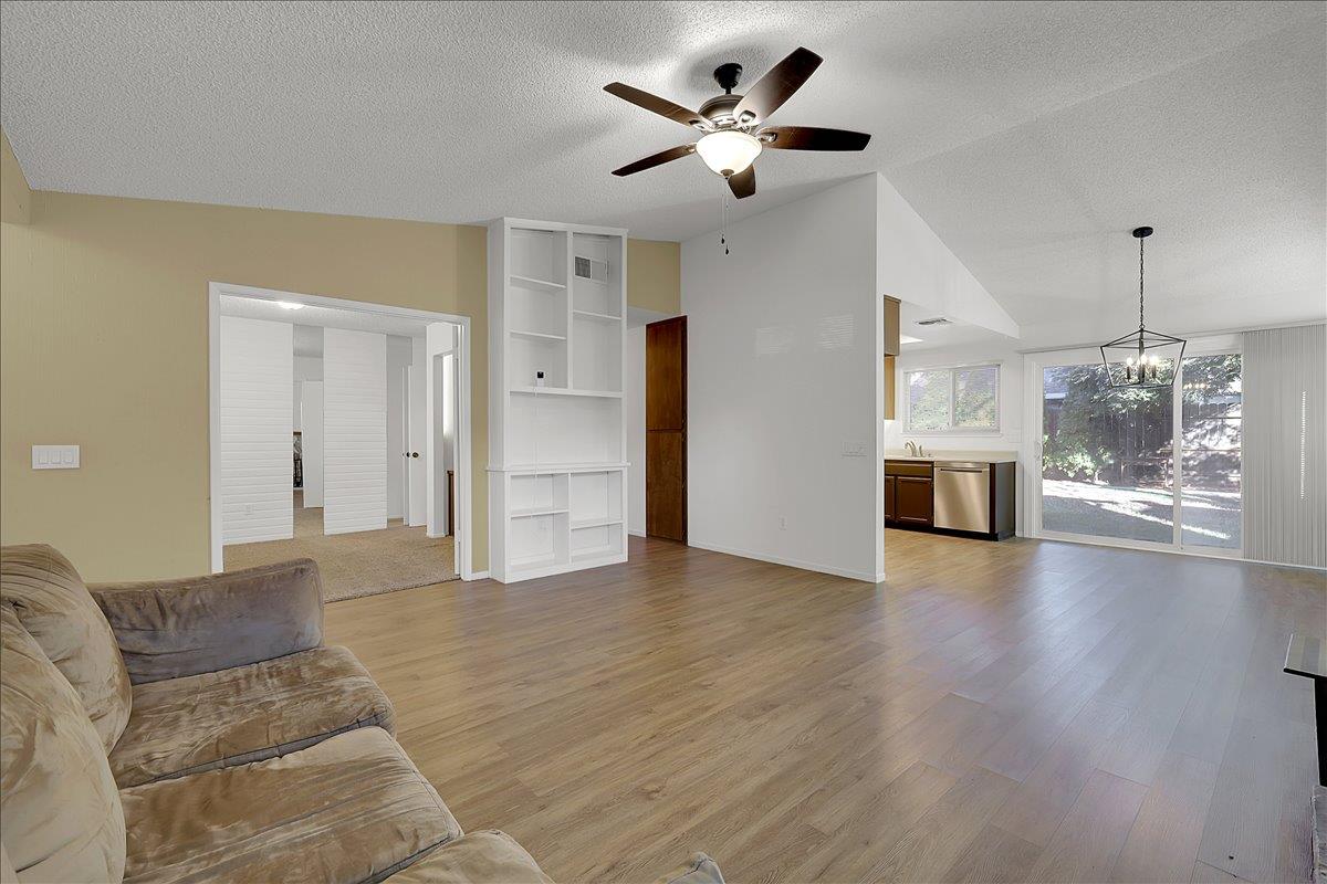 1083 Northgate Drive