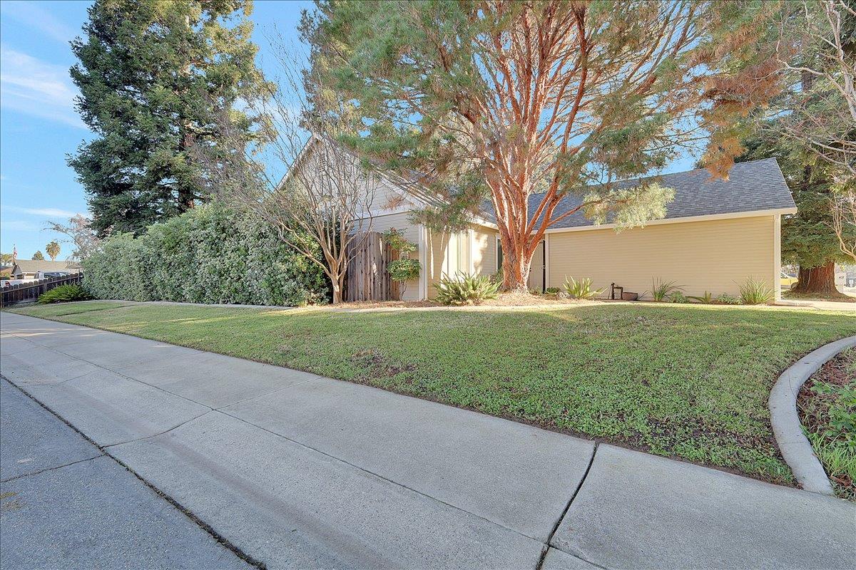 1083 Northgate Drive