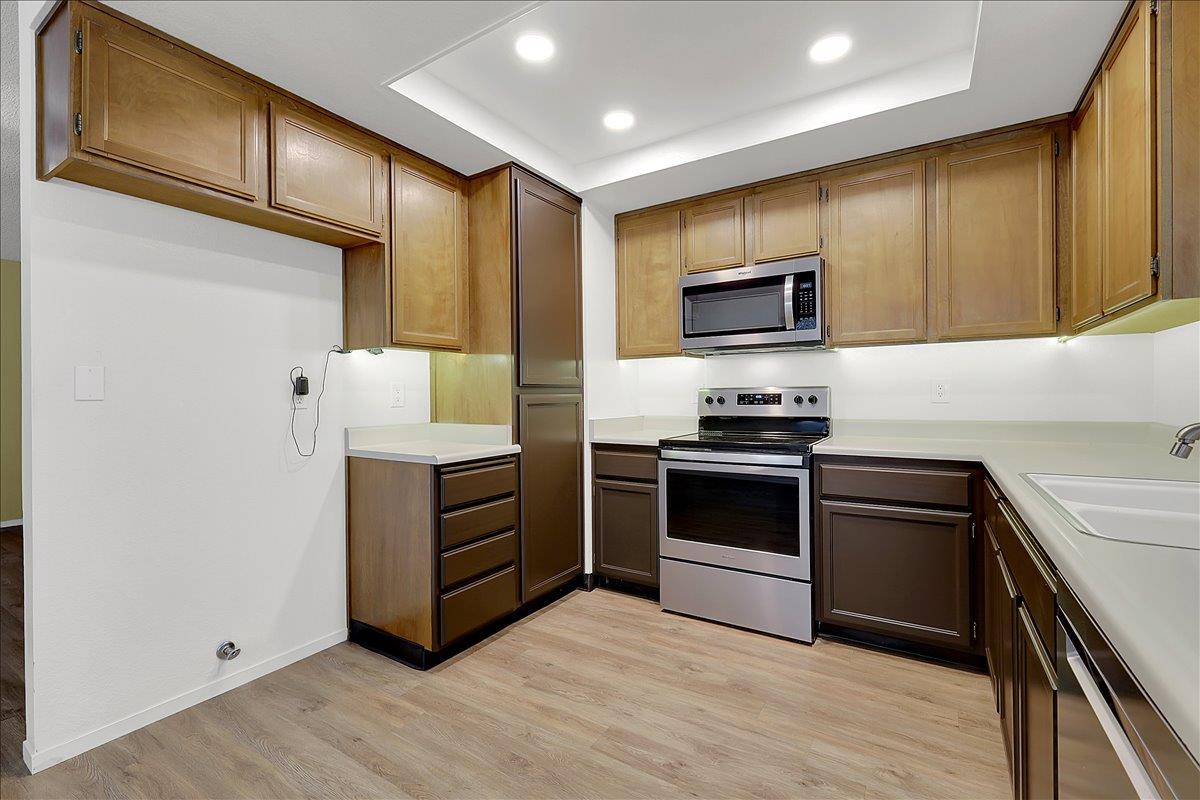 1083 Northgate Drive