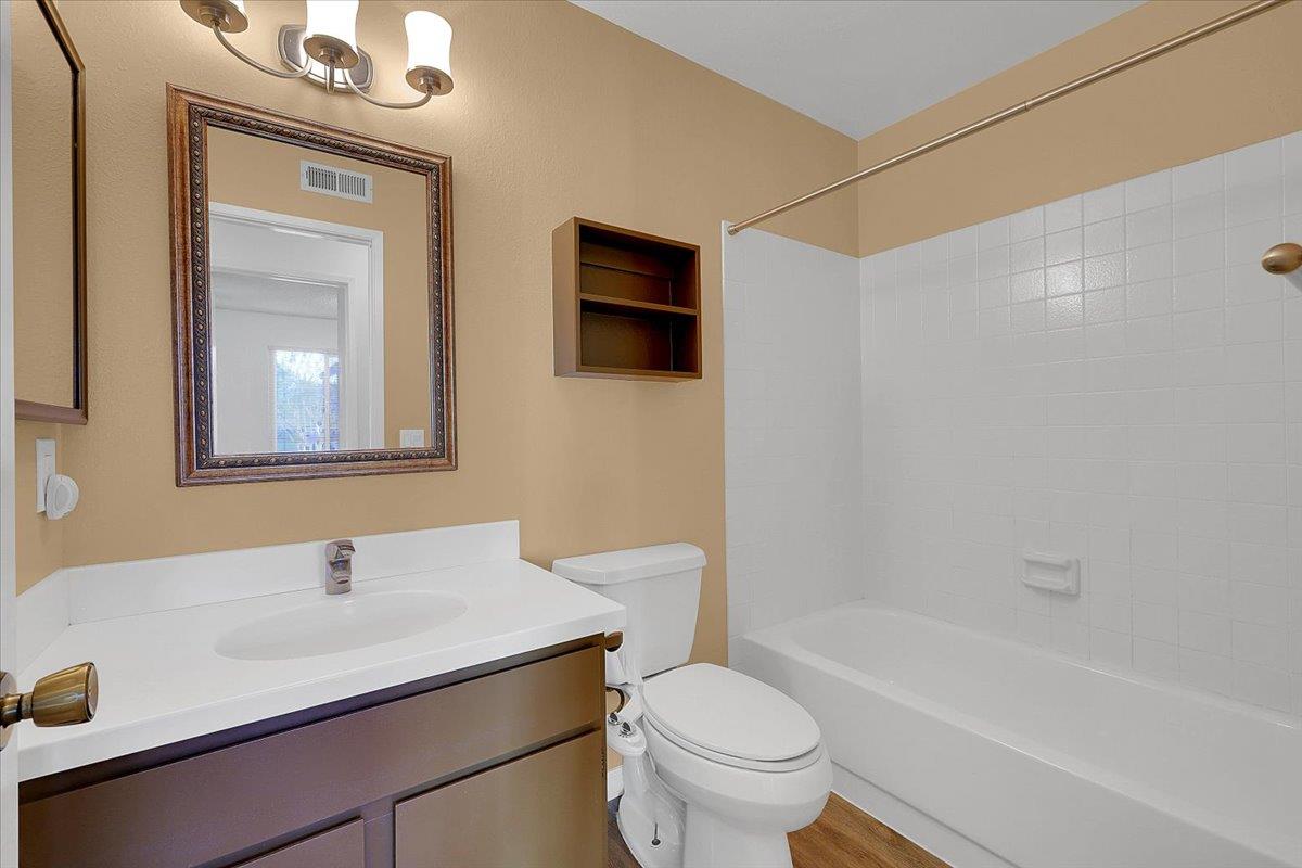 1083 Northgate Drive