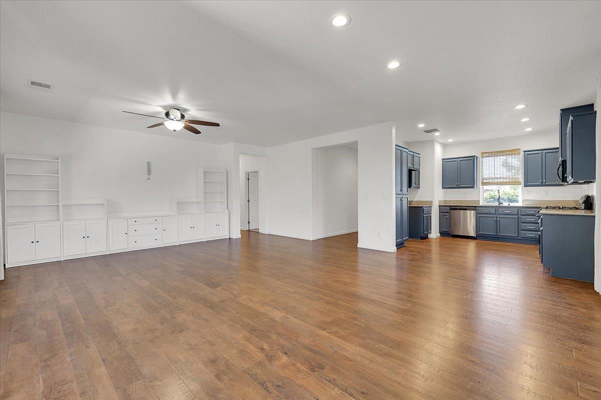 2469 Aberdeen Court