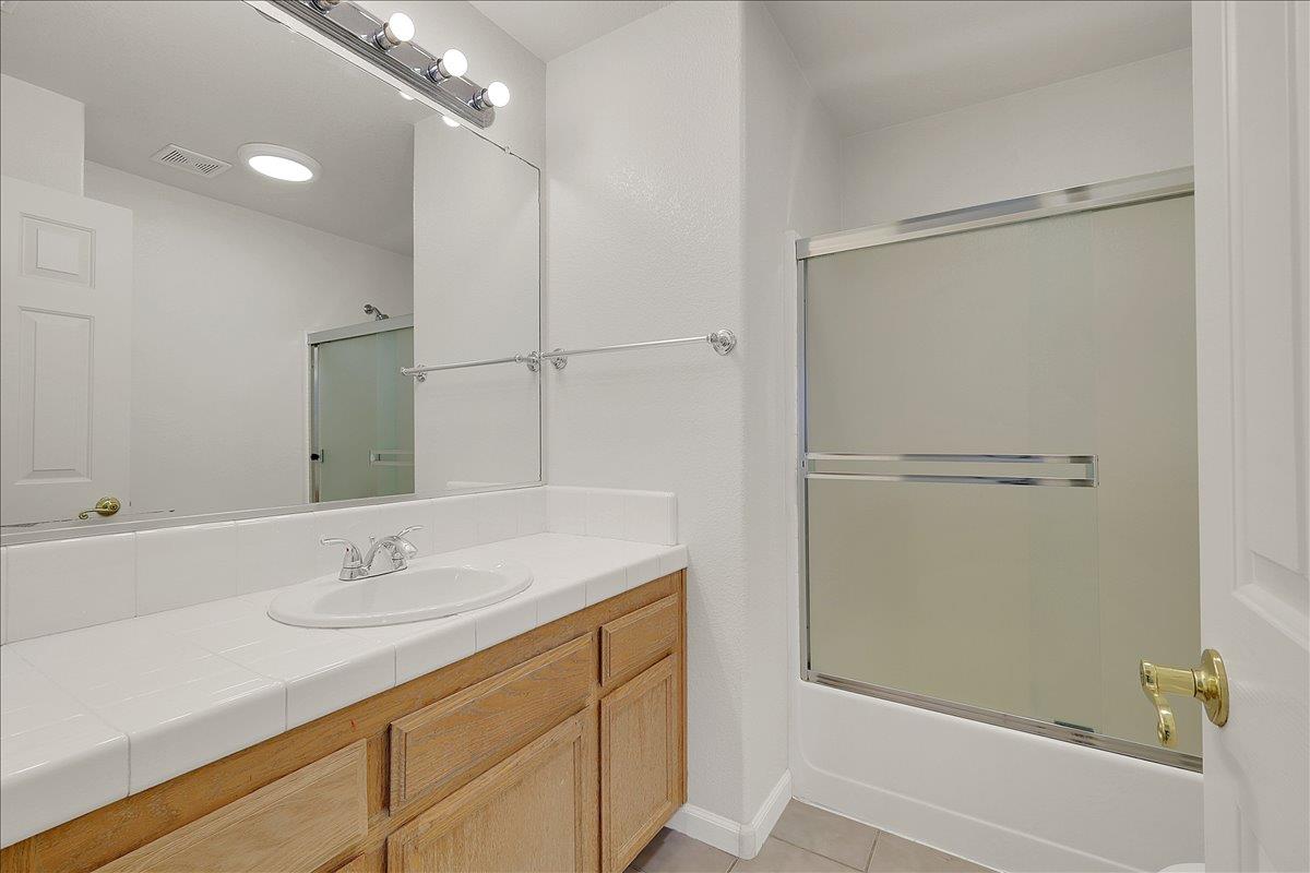 1119 John Wayne Drive