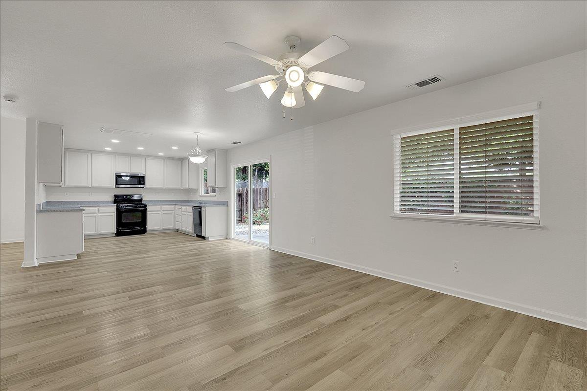 1119 John Wayne Drive