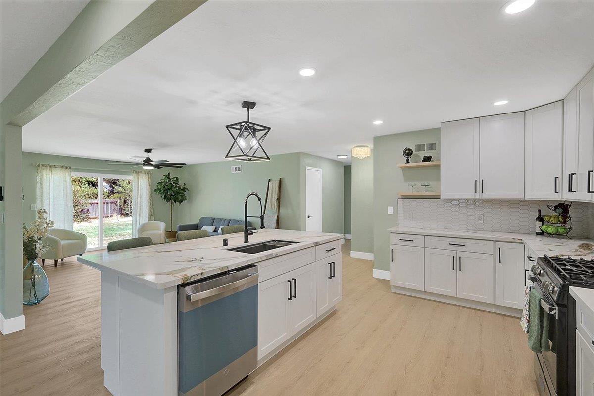 571 Laurel Drive