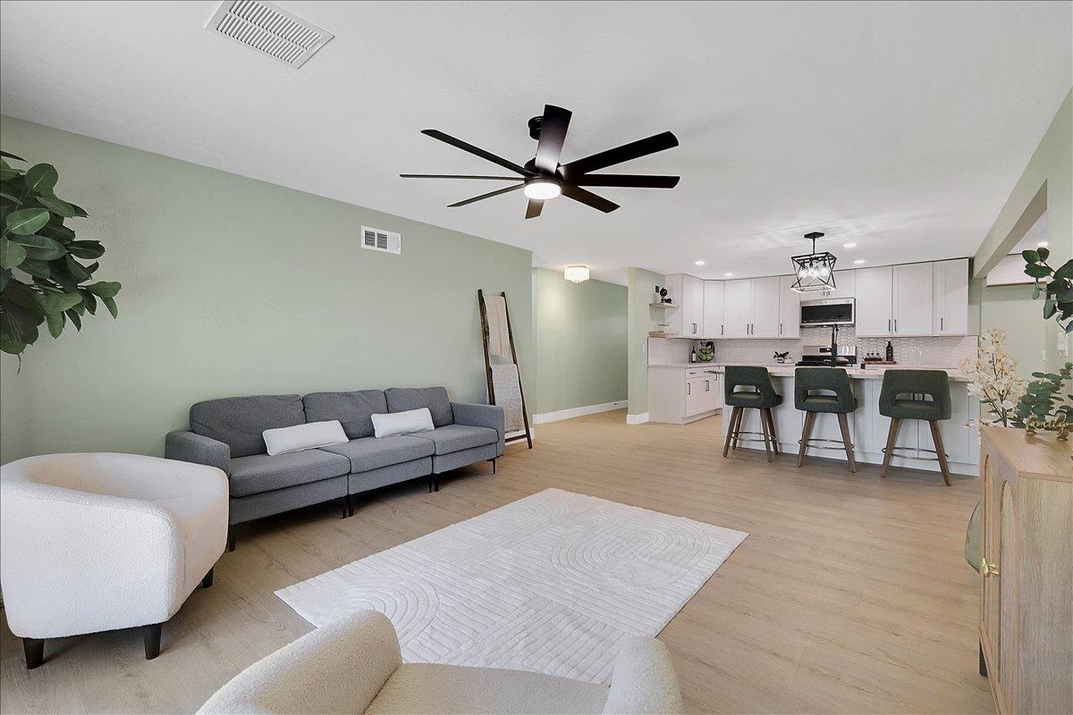 571 Laurel Drive