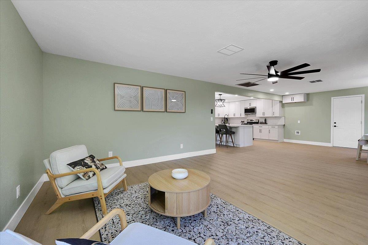 571 Laurel Drive