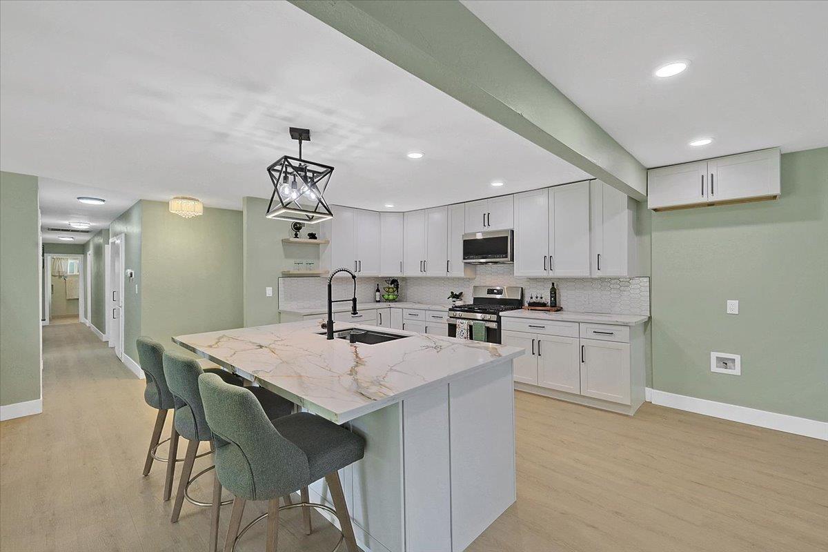 571 Laurel Drive