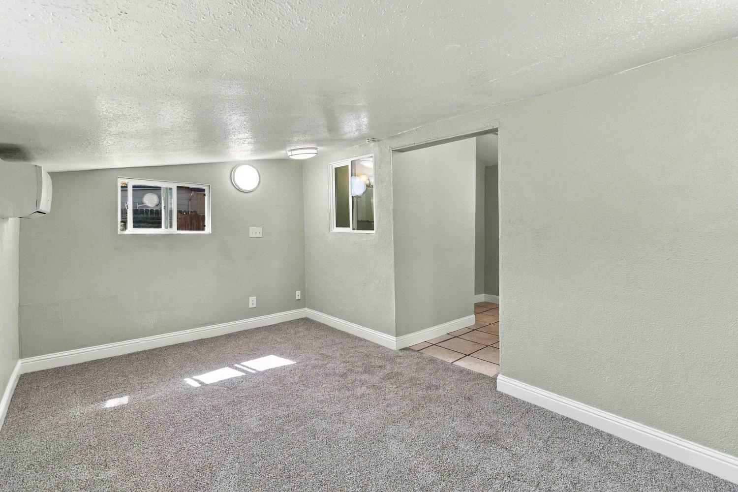 809 N Township Road