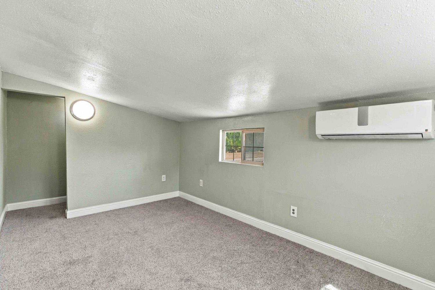 809 N Township Road
