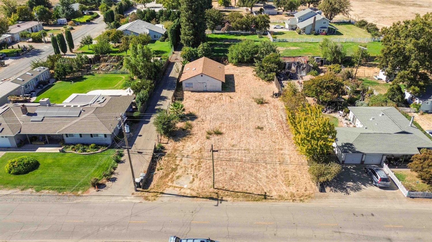 2160 Elmer Avenue