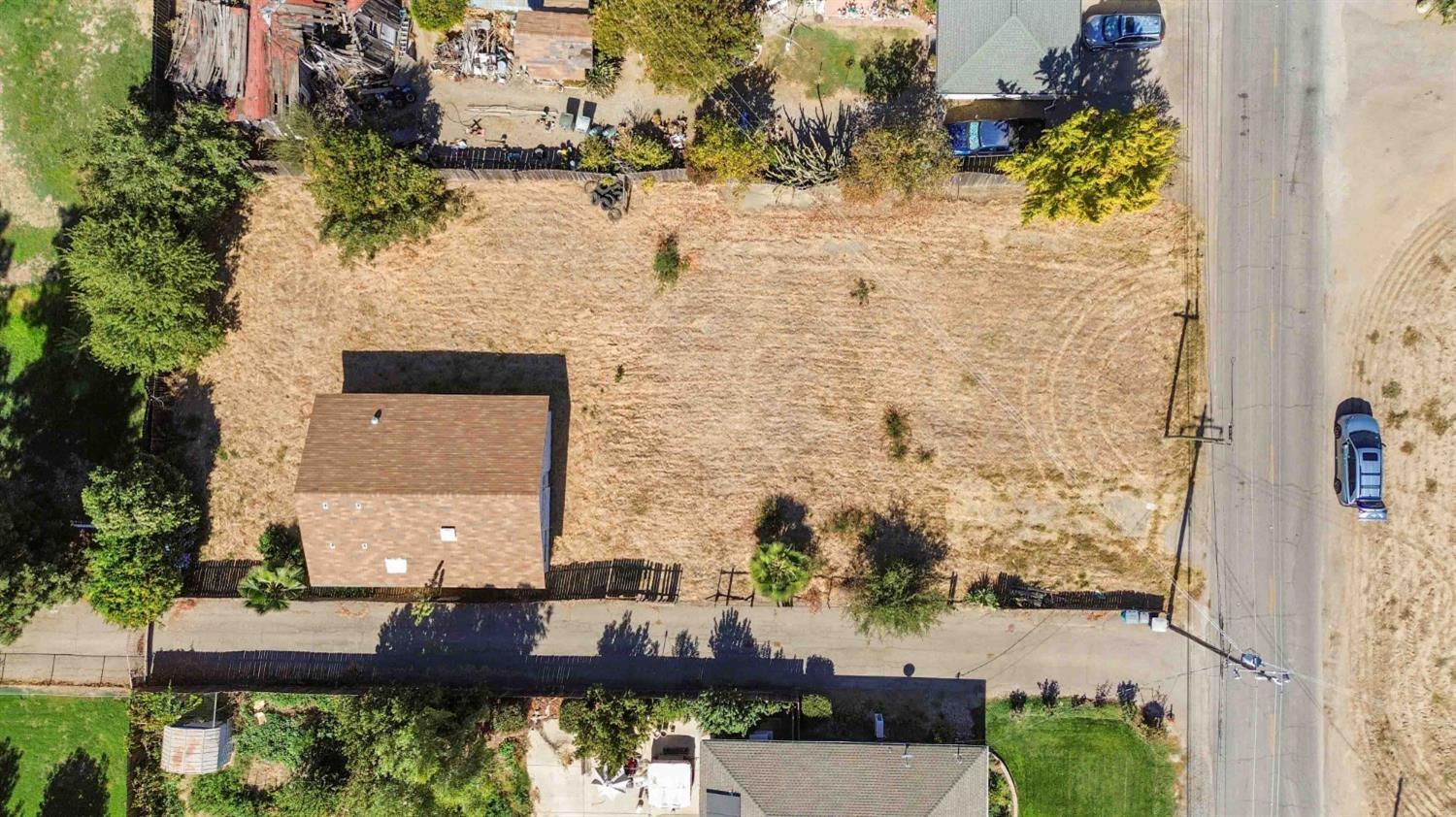 2160 Elmer Avenue