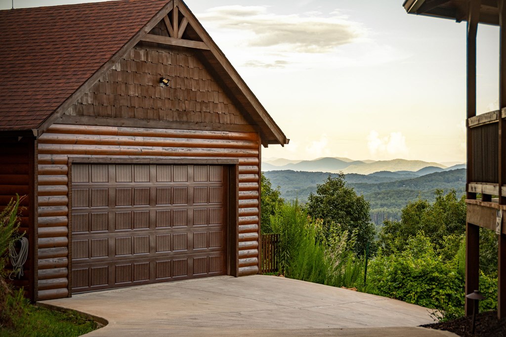 400 Cloudland Trace