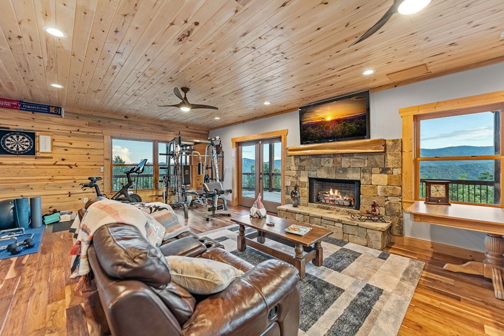 400 Cloudland Trace