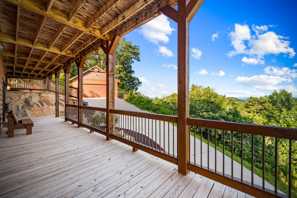 400 Cloudland Trace
