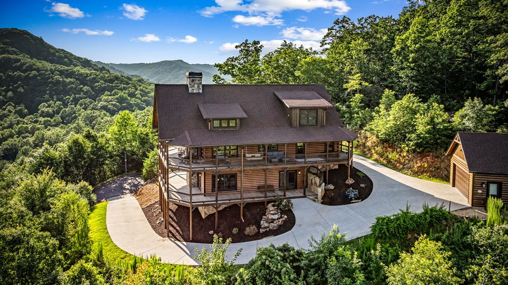 400 Cloudland Trace