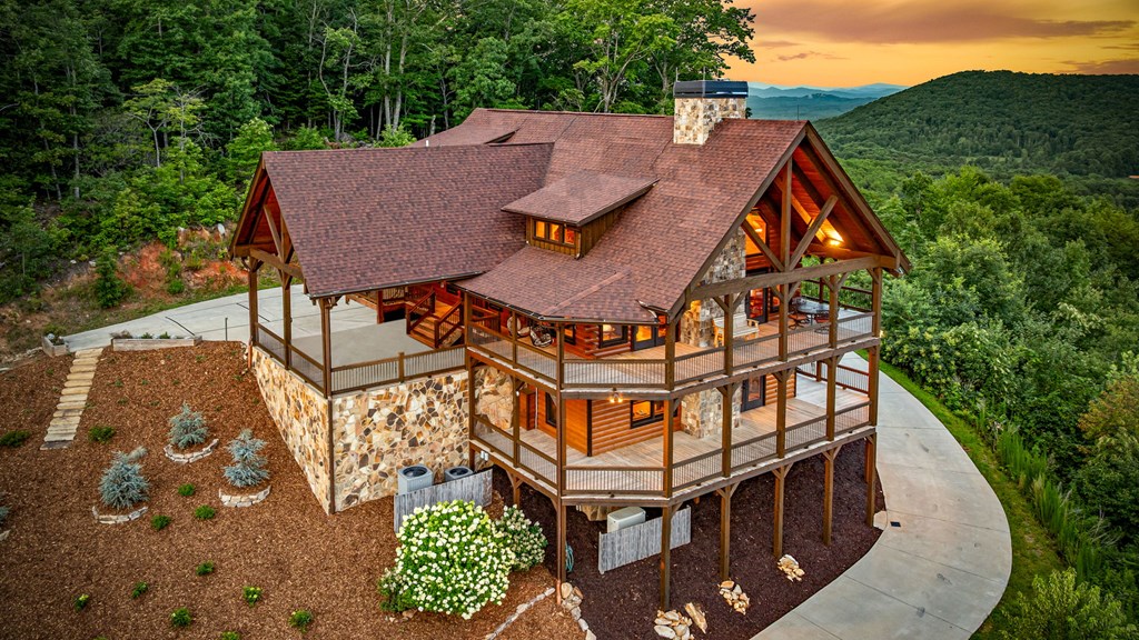 400 Cloudland Trace