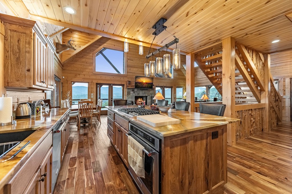 400 Cloudland Trace