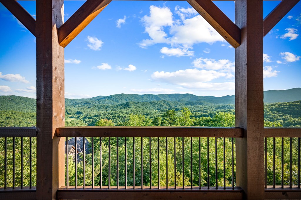 400 Cloudland Trace