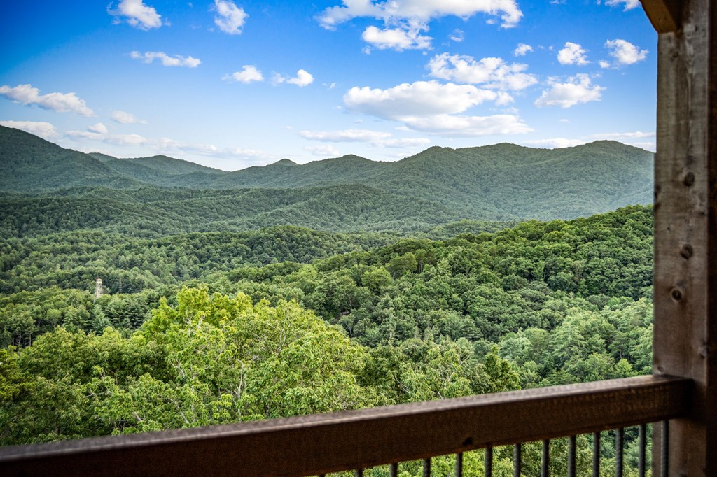400 Cloudland Trace