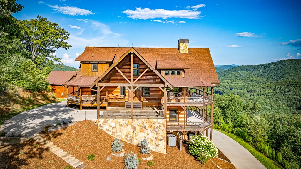 400 Cloudland Trace