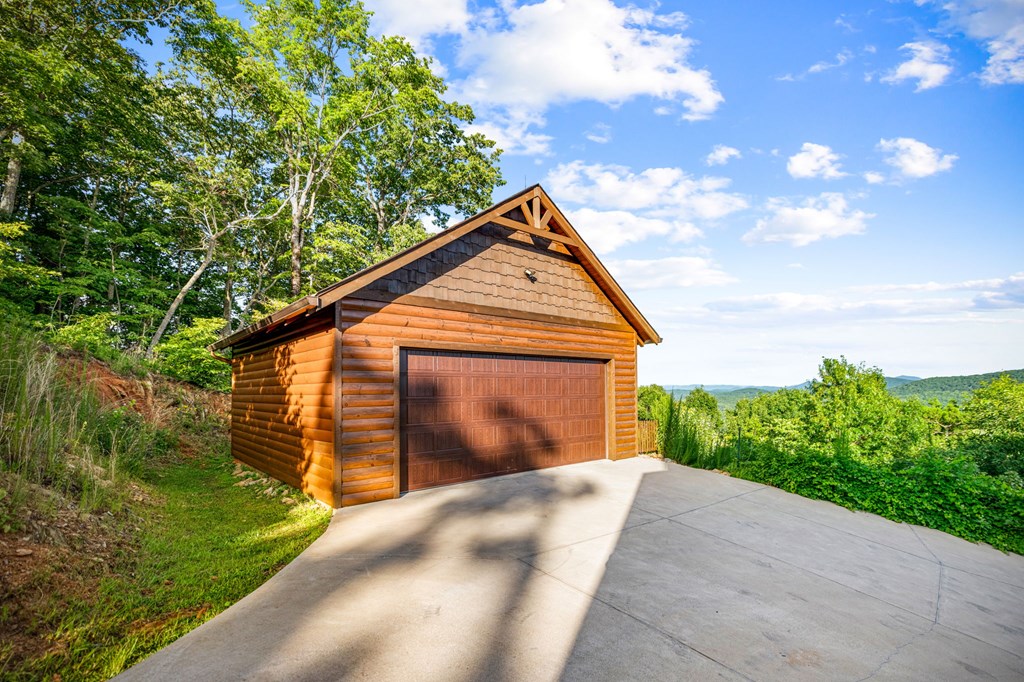 400 Cloudland Trace